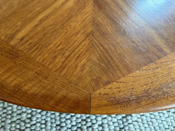 Rundt sofabord i teak, Bramin