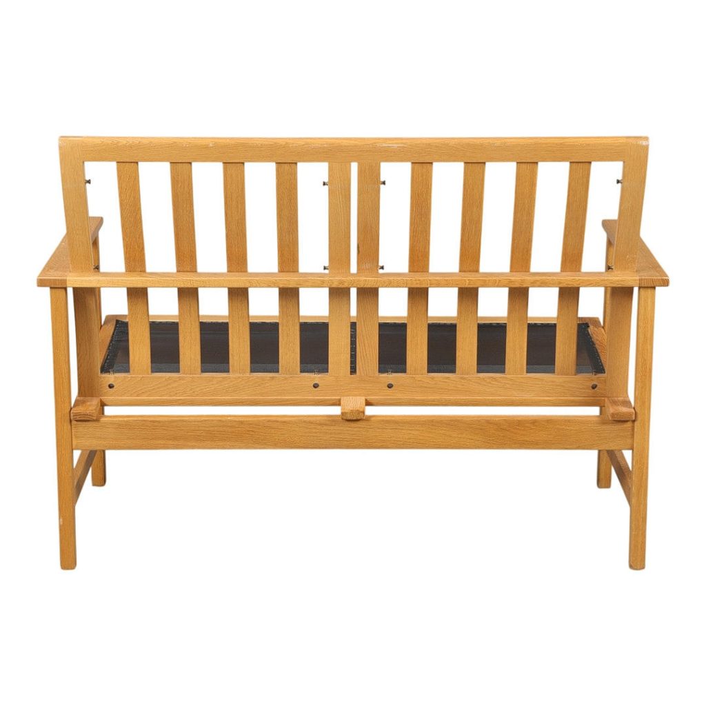 Børge Mogensen / Fredericia Stolefabrik BØRGE MOGENSEN. Frederericia Stolefabrik. To-personers sofa af egetræ, model 2259. — billede 4